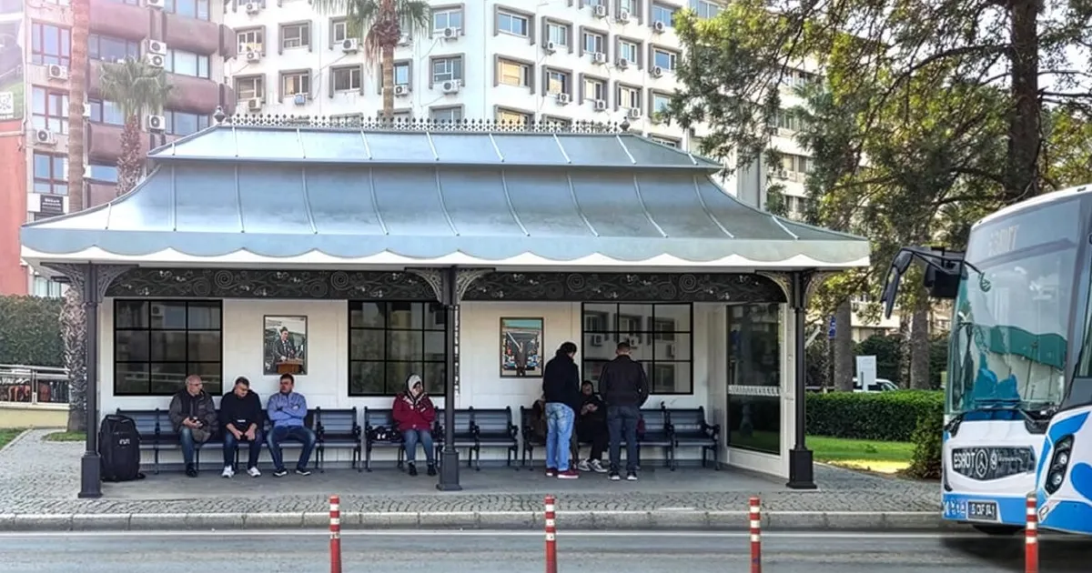 İzmir’in kimliğini yansıtan 'simgesel' durak - Gündem Haberleri