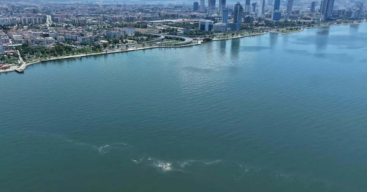 İzmir Körfezi’nde 14’üncü kirlilik tespiti