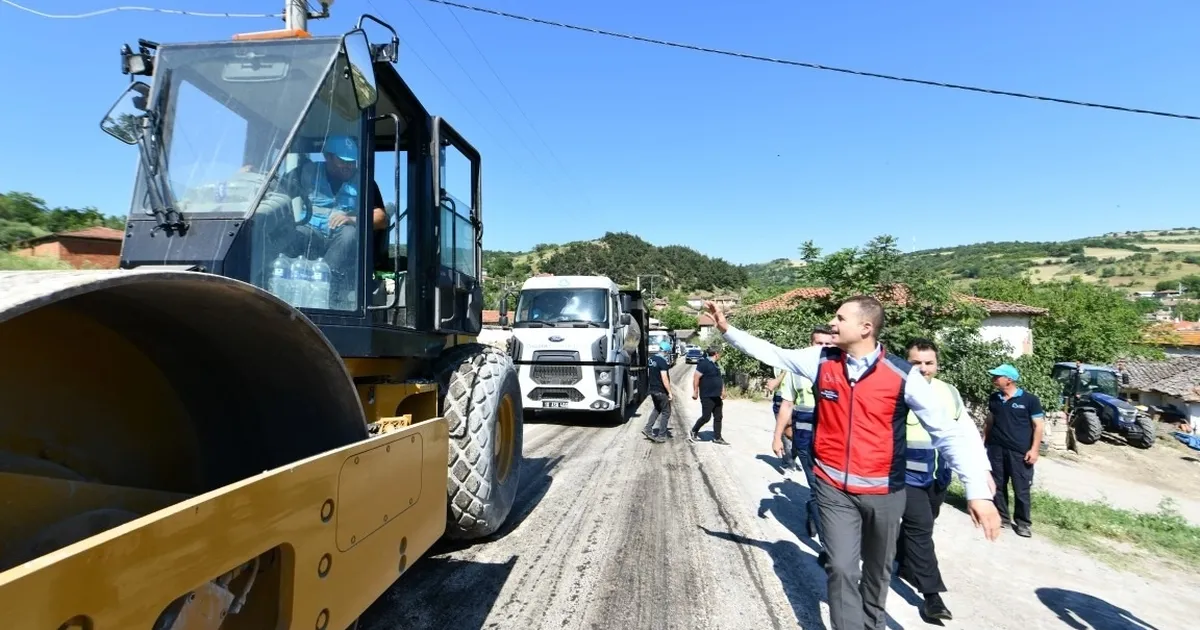 Balıkesir’de 2 bin 900 metrelik yol yenileniyor