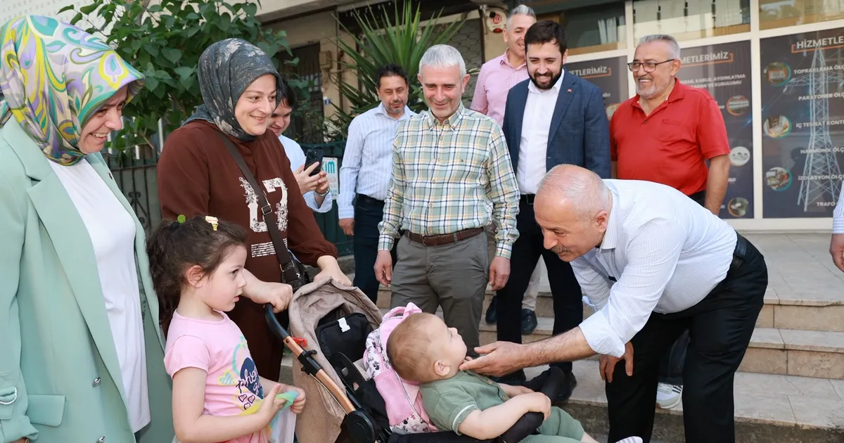 Gebze'de Başkan Büyükgöz Arapçeşme’de esnafla buluştu