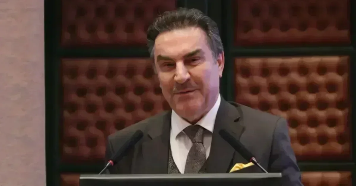 Prof. Dr. Zakir Avşar: CHP’de arınma mı ayrılma mı?