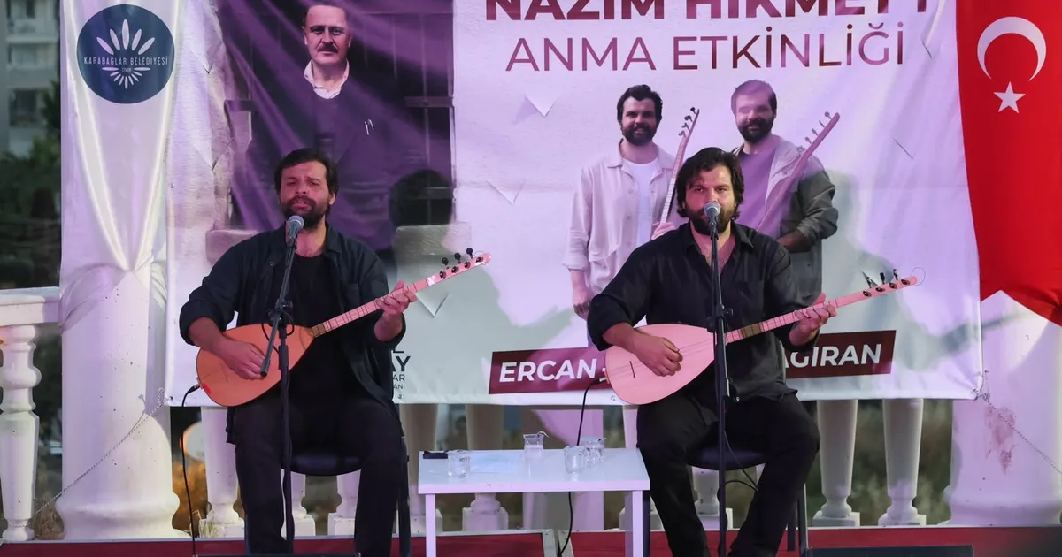 İzmir Karabağlar'da Nazım Hikmet'in dizeleri yankılandı