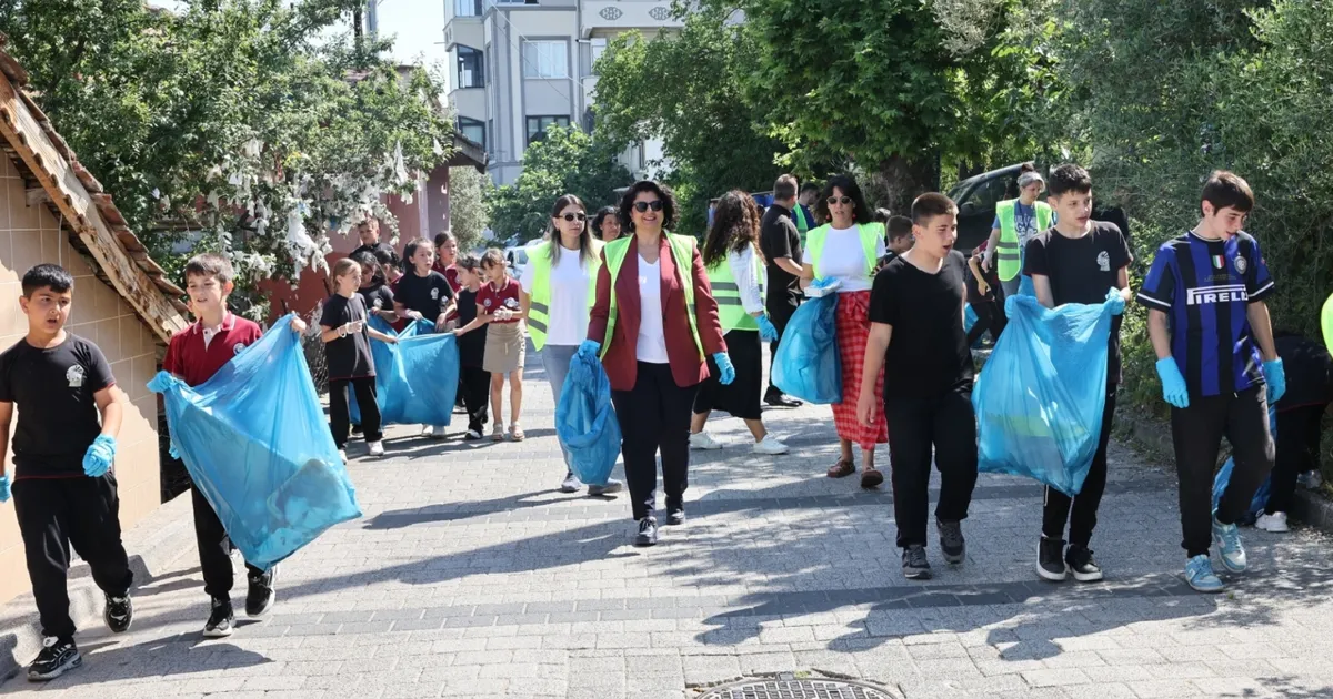 Bursa Nilüfer’de “Çevreci Eller” Gölyazı’da iş başında
