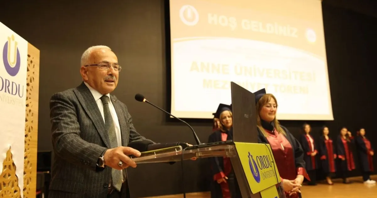 Ordu'da Anne Üniversitesi’nde ikinci dönem mezuniyet sevinci