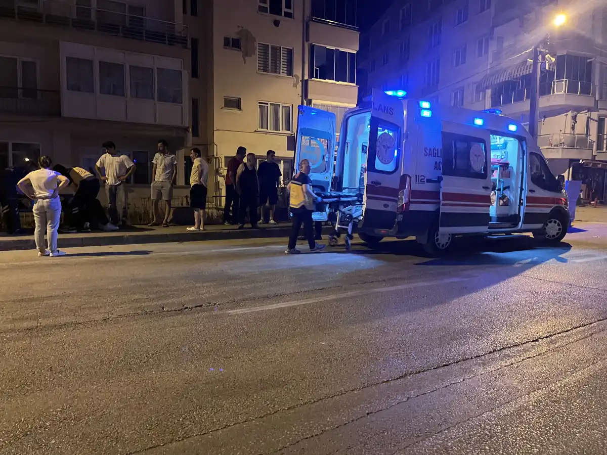 Mudanya'da kontrolden çıkan motosiklet sürücüsü yol kenarına savruldu - Gündem Haberleri