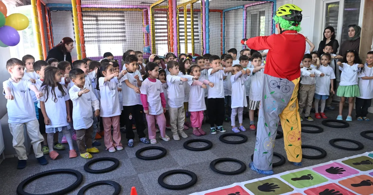 Konya'da anaokulu öğrencilerine bisiklet bilinci eğitimi