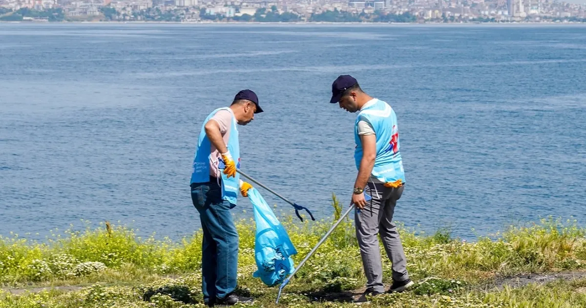 Beylikdüzü'nde özel kıyı temizliği