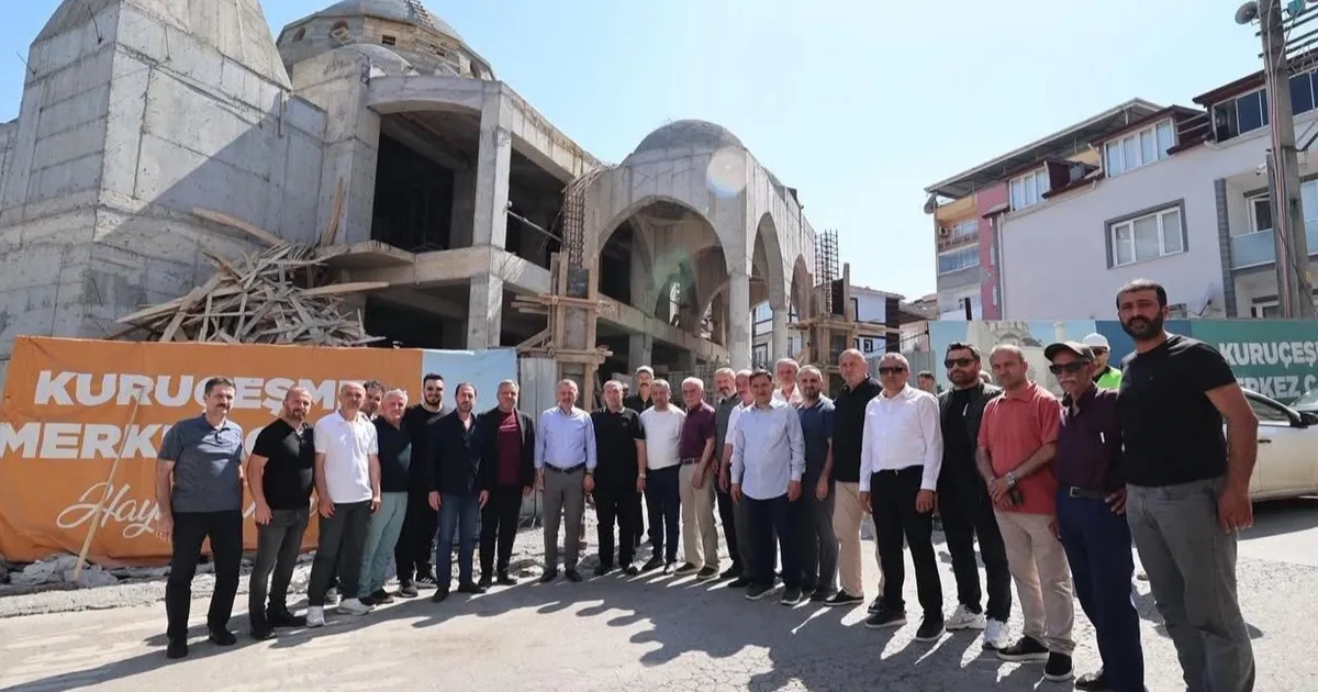 Kocaeli'de Kuruçeşme Merkez Camii inşaatı hızlı ilerliyor