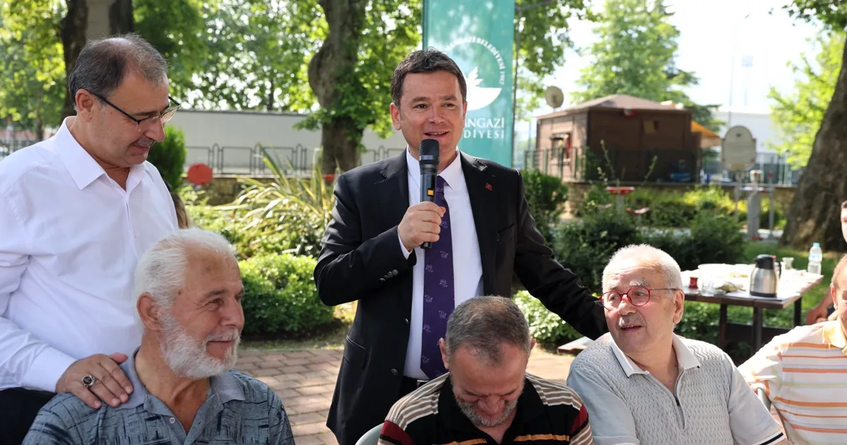 Bursa Osmangazi'de Başkan Aydın Veysel Karani sakinleriyle buluştu