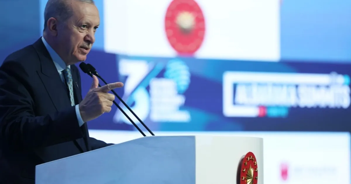 Cumhurbaşkanı Erdoğan'dan Ekonomi Zirvesinde kritik mesajlar... Küresel sarsıntılar her ülkede hissediliyor