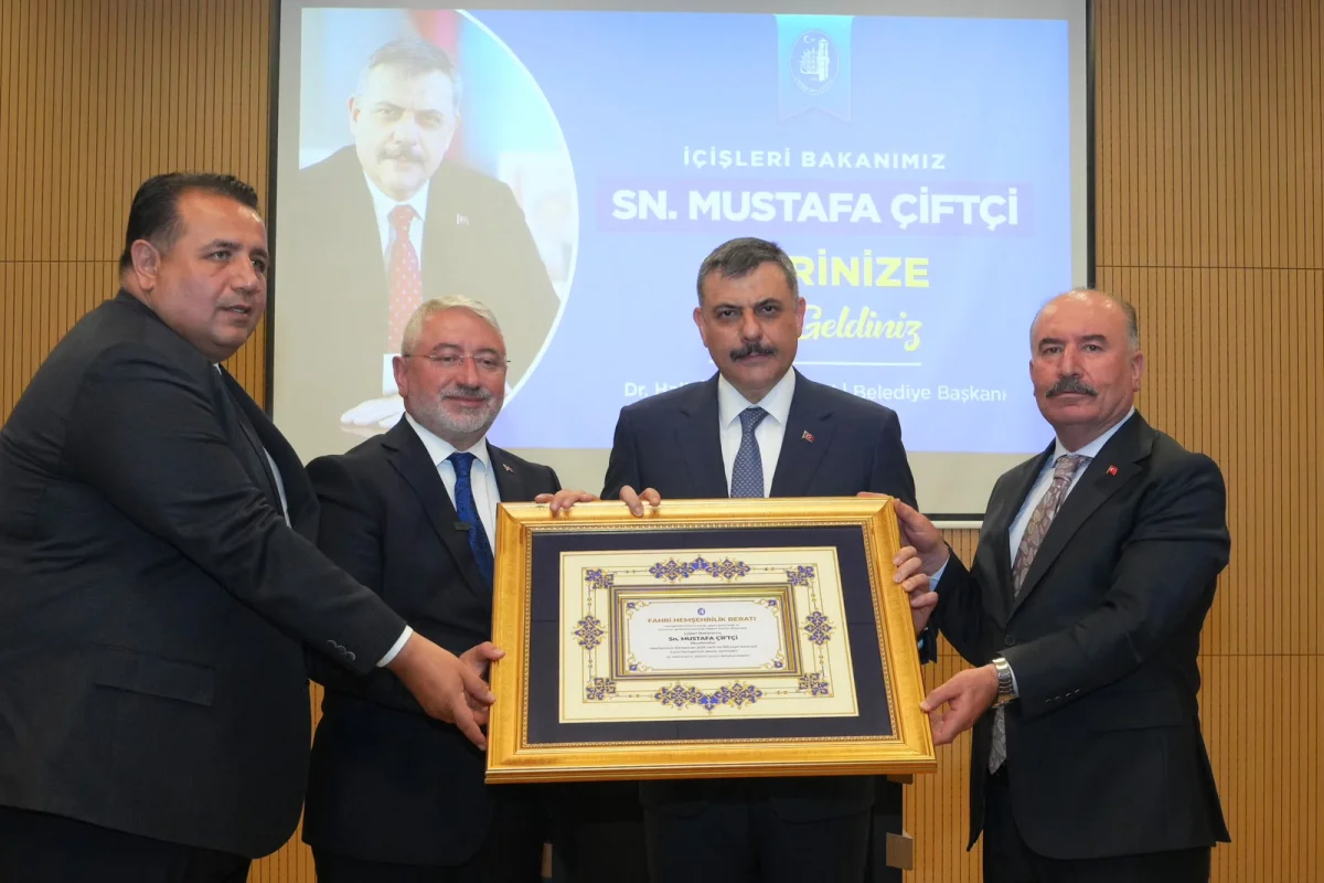 Çorum'dan İçişleri Bakanı Çiftçi'ye Fahri Hemşerilik Beratı takdim edildi - Gündem Haberleri
