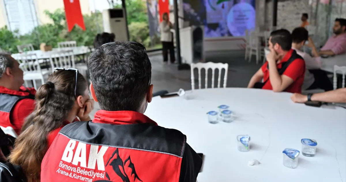 İzmir Bornova’da orman yangınlarının çözüm yolları masaya yatırıldı