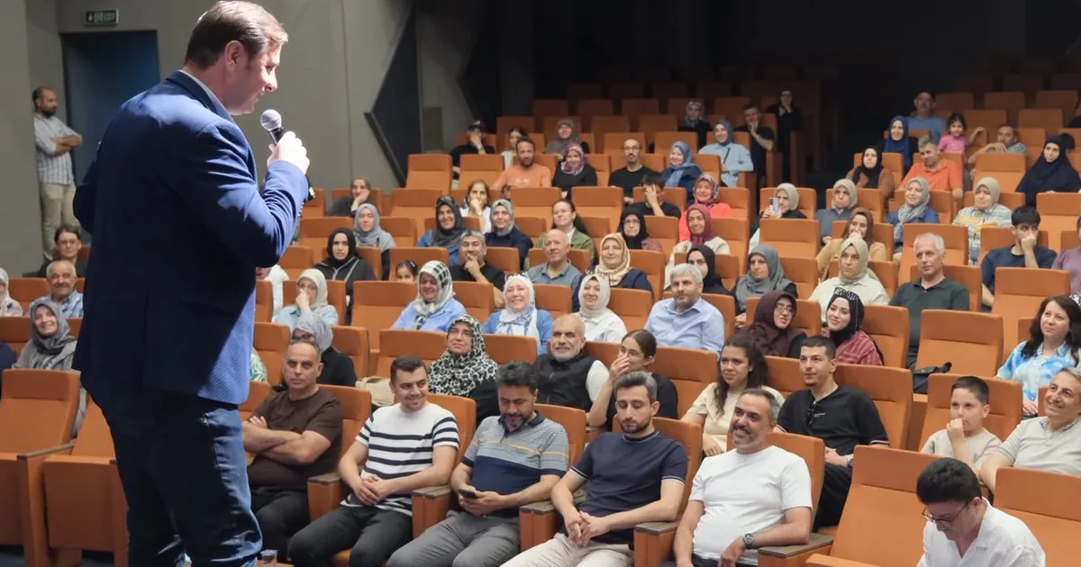 Bursa Yıldırım'da ‘Dijital Çağda Ebeveyn Olmak’ söyleşisi