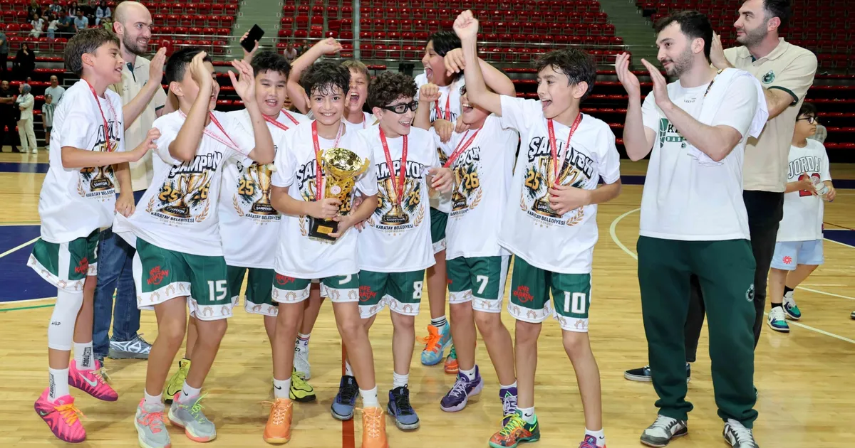 Karatay U12 A Takımı potada Konya Şampiyonu oldu
