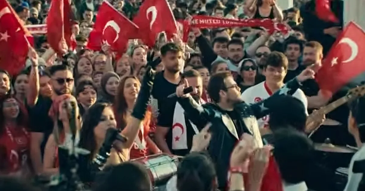Murat Dalkılıç, Afra, Can Atayılmaz'dan 'Bir' klip - Magazin Haberleri