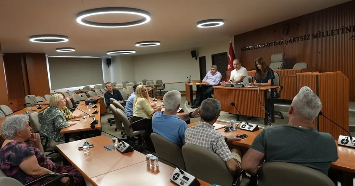 İstanbul Maltepe’de muhtarlarla buluşma devam ediyor