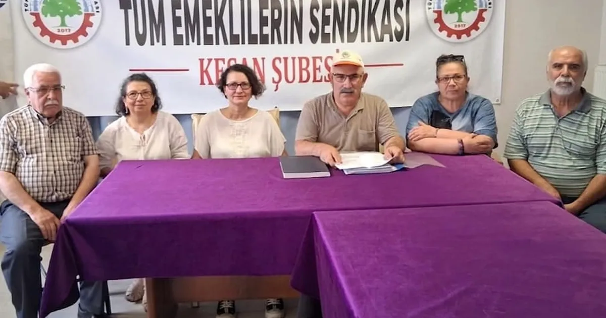 Keşan'da Tüm Emeklilerin Sendikası görev bölümü yaptı