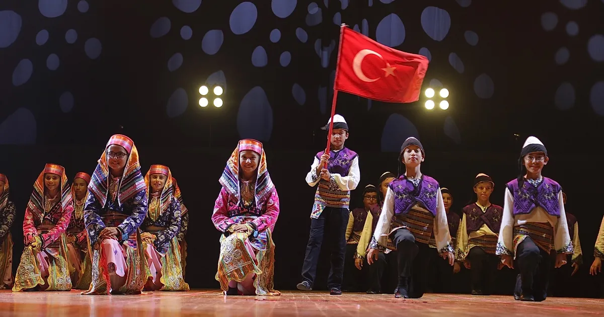 Konya'da 'Halk Oyunları' heyecanı