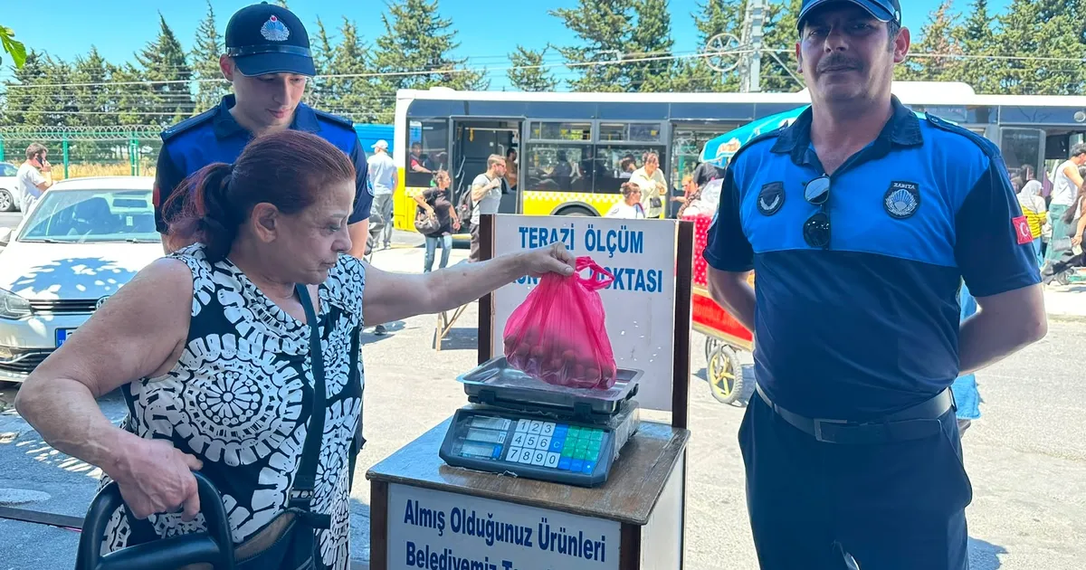 İstanbul Bakırköy Zabıtası'ndan pazarlarda sıkı denetim