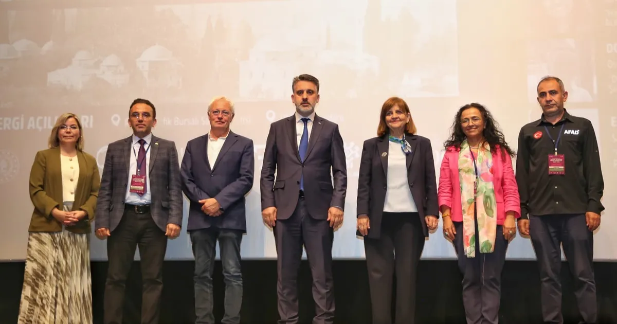 Bursa'dan 'afetlere yüzyıllardır dayanım gösteren kent' paneli