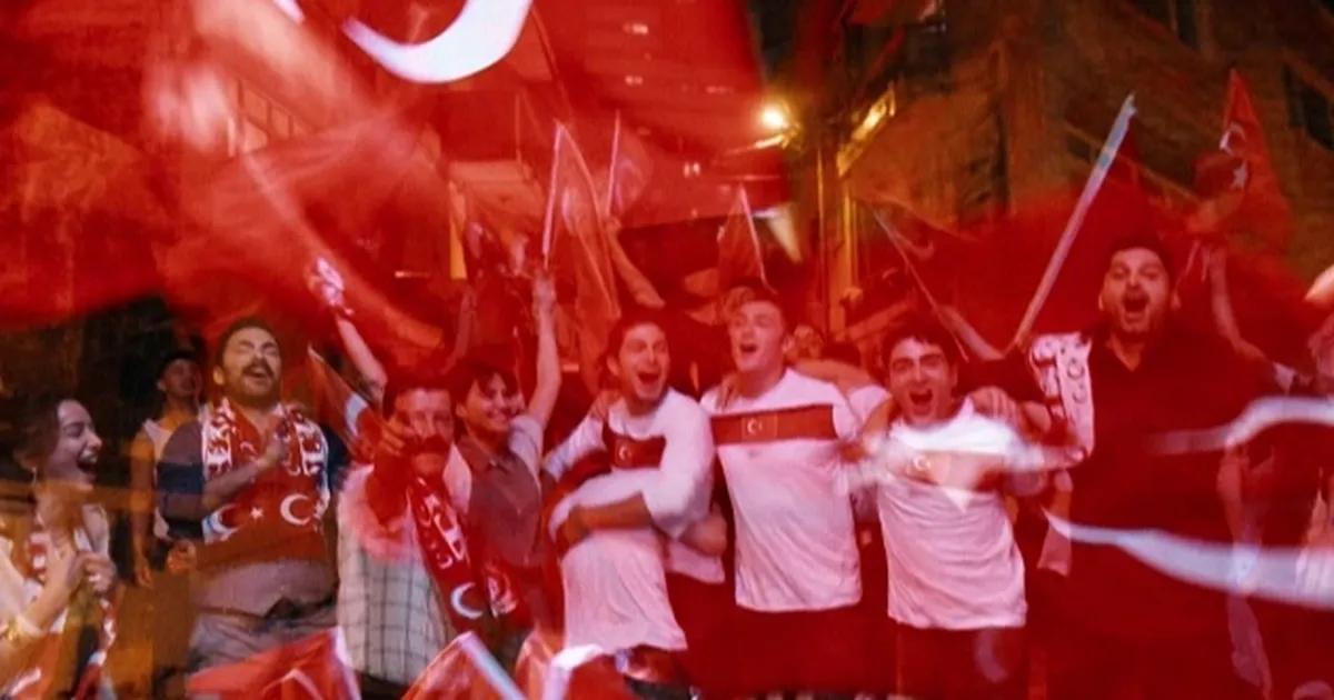 Altı Üstü İstanbul'dan A Millilere destek - Magazin Haberleri