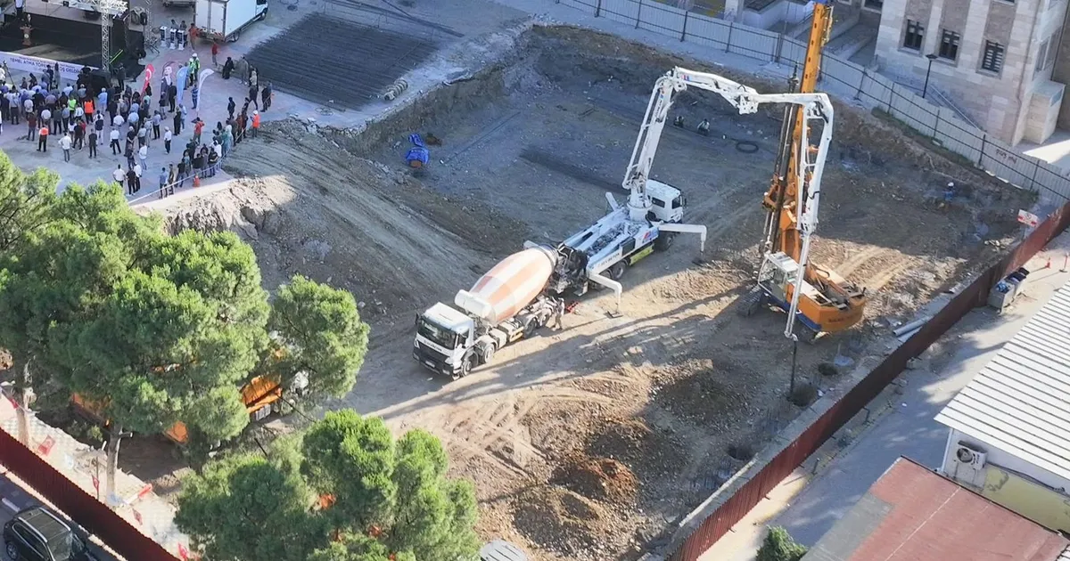 Soma’ya 100 milyon liralık meydan ve otopark - Gündem Haberleri