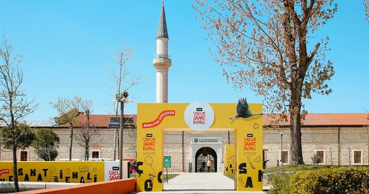 450 bin ziyaretçiyi aştı.. Bienal 31 Temmuz’a uzatıldı