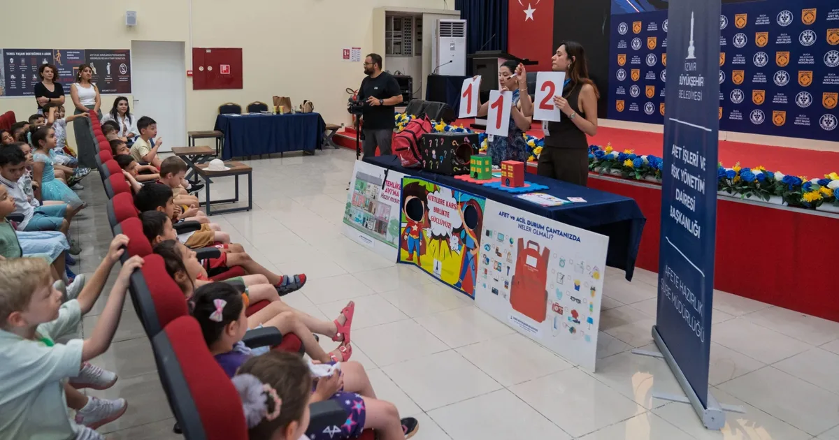 İzmir'de afet bilinci küçük yaşta kazandırılıyor