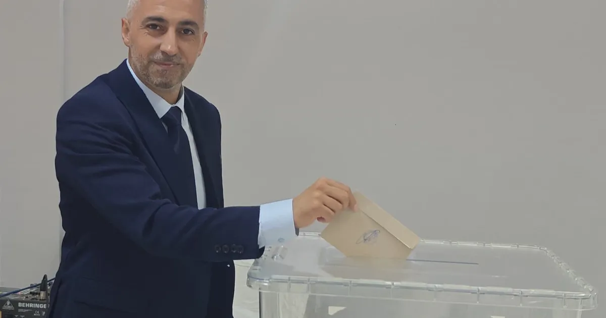 Bursa Gemlik'te Kent Konseyi Sedat Akkuş ile devam