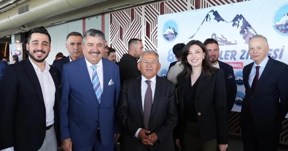 Kayserililer Zirvesi'ne Büyükkılıç damgası