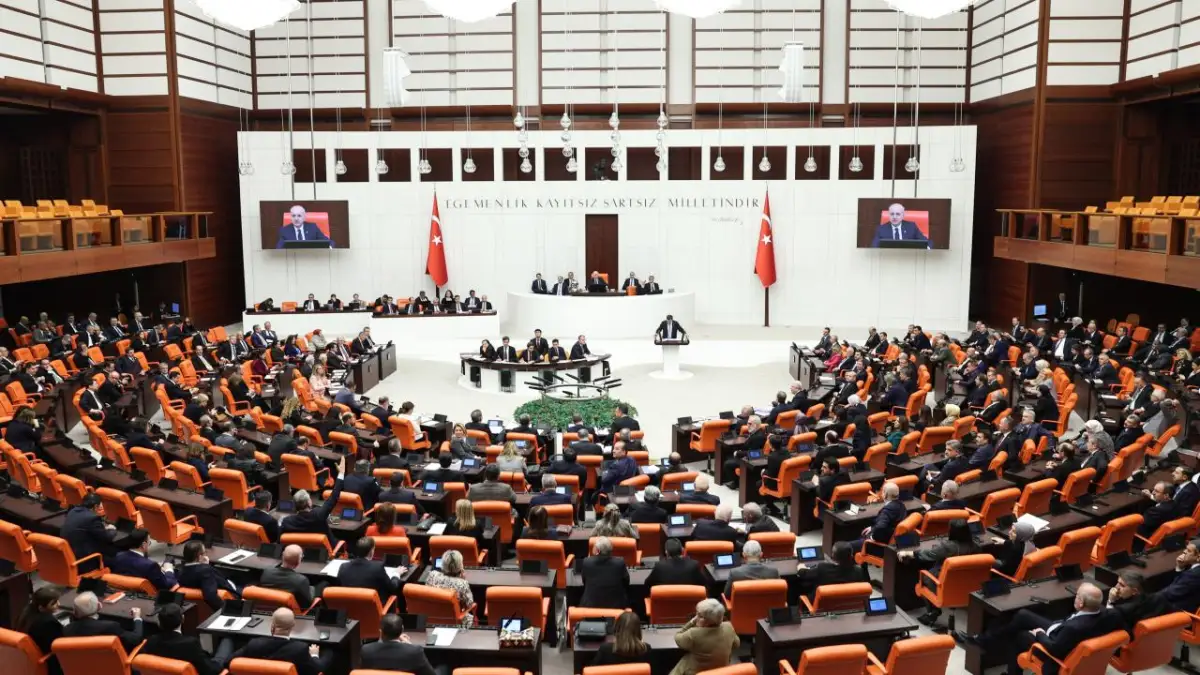TBMM'nin çalışma takvimi uzatıldı
