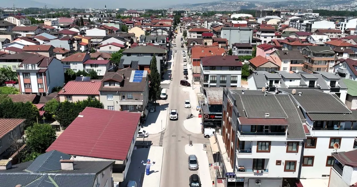 Kartepe’de 3 mahallenin yolları yenileniyor