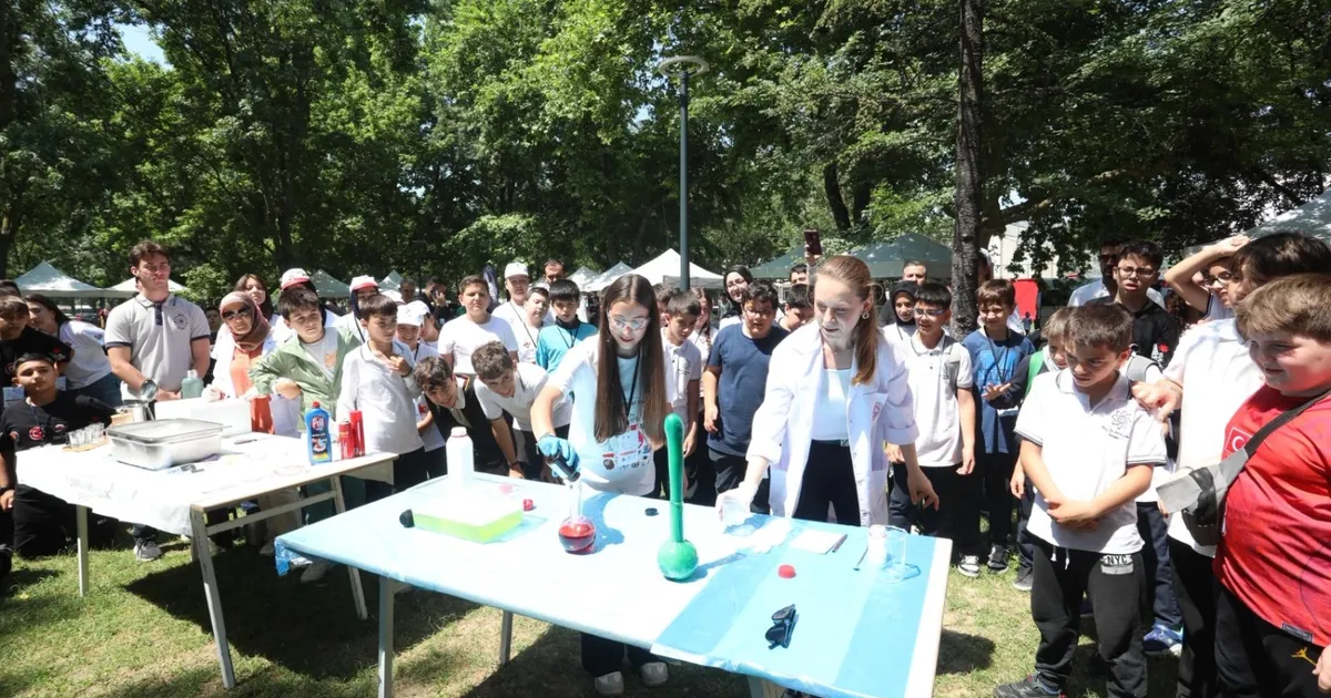 Bursa İnegöl’de Tübitak 4006-C Bilim Festivali coşkusu