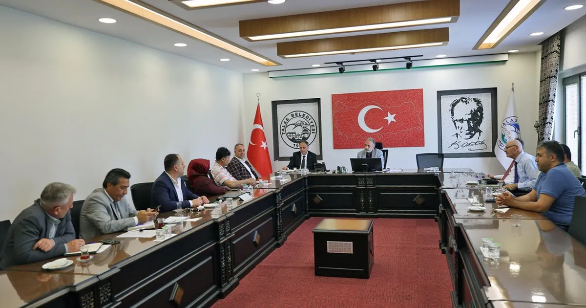 Kayseri Talas'ta muhtarlarla hizmet zirvesi - Gündem Haberleri
