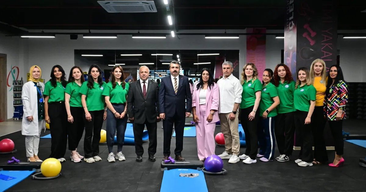 Bursa Yıldırım’da Bağlaraltı Kadın Spor Merkezi kapılarını açtı