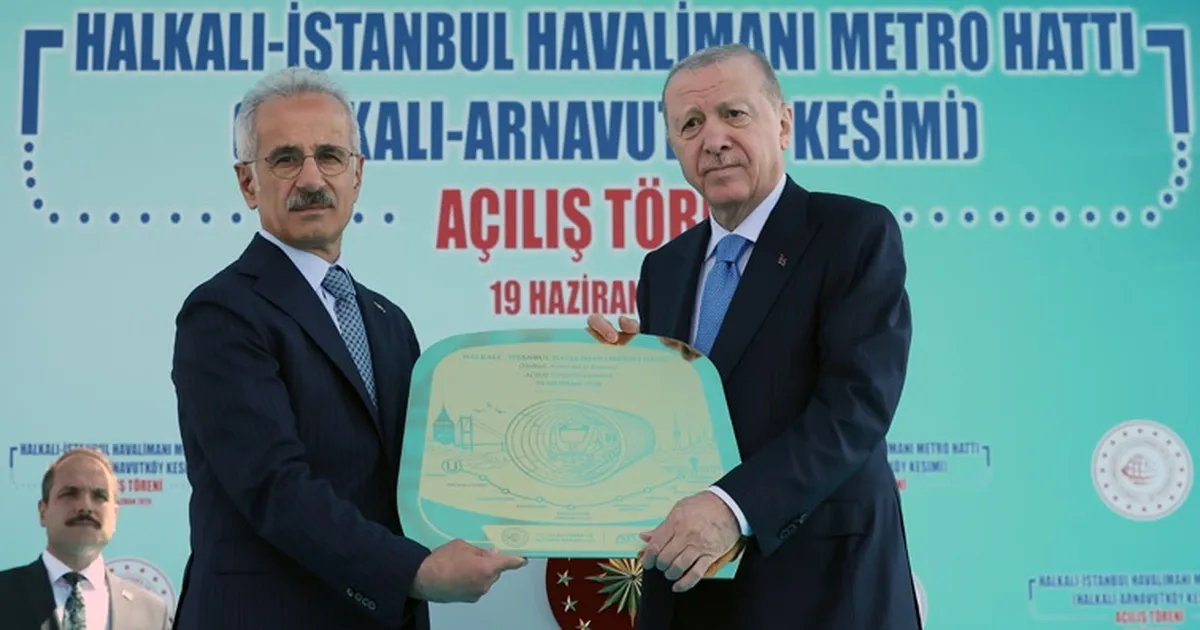 Halkalı-Arnavutköy metro hattı açıldı... Türkiye ulaşımda hızlanıyor