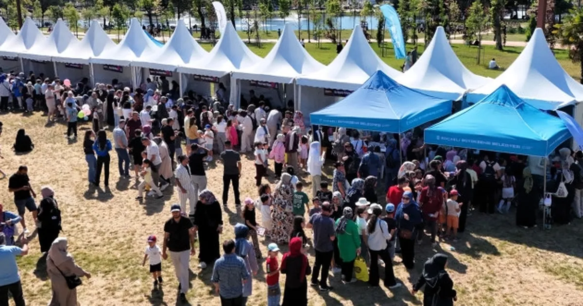Kocaelili minikler, Karneval’da hem eğleniyor, hem üretiyor