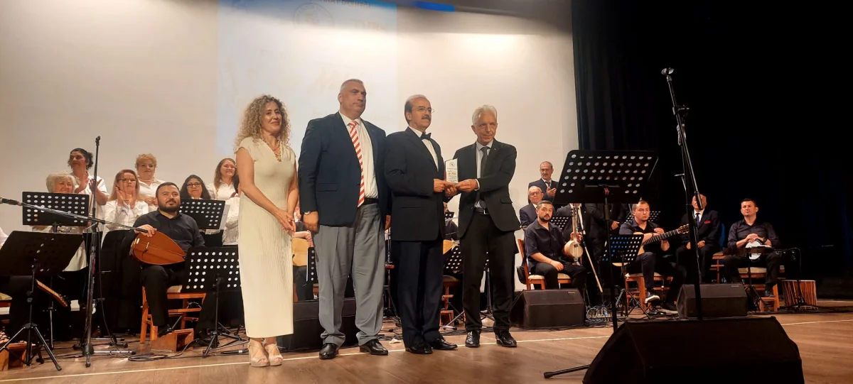 EKSD'den vefa: "Ege Nidaları" konserinde duygu dolu anlar - Gündem Haberleri