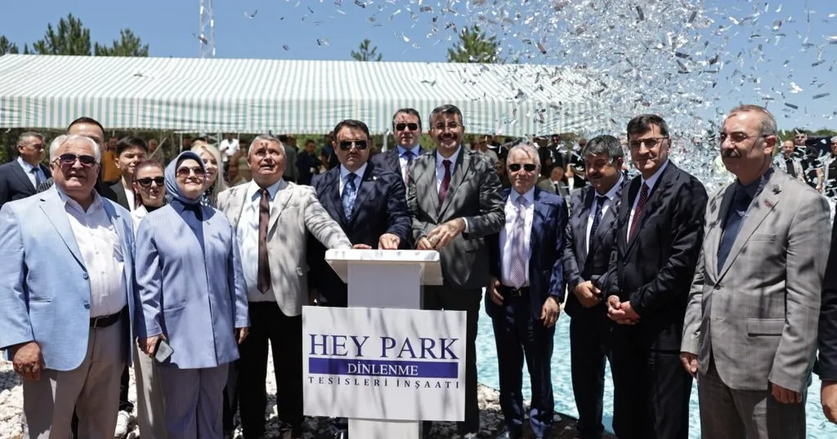 Kütahya'da Hey Park Dinlenme Tesisi’nin temeli atıldı