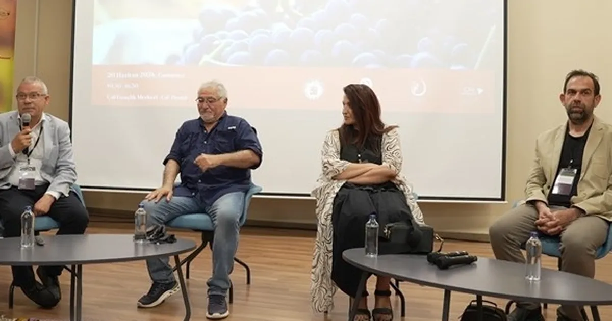 Çal Karası Sempozyumu, bağcılık mirasını bilim ve turizmle buluşturdu