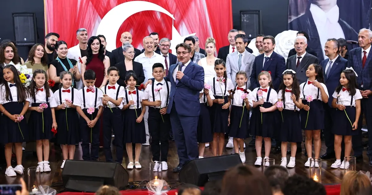 Sakarya Maarif Orkestrası ve Öğrenci Korosu Konseri büyük ilgi gördü - Gündem Haberleri