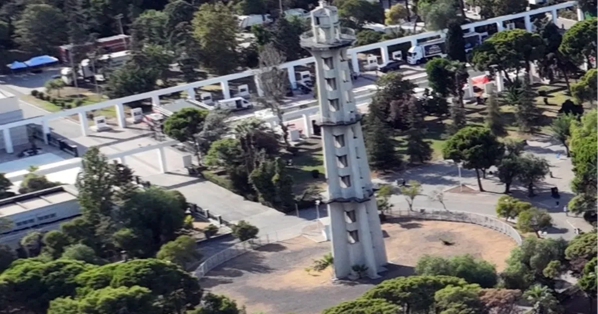 İzmir’in simgesi Paraşüt Kulesi yeniden ayağa kalkıyor