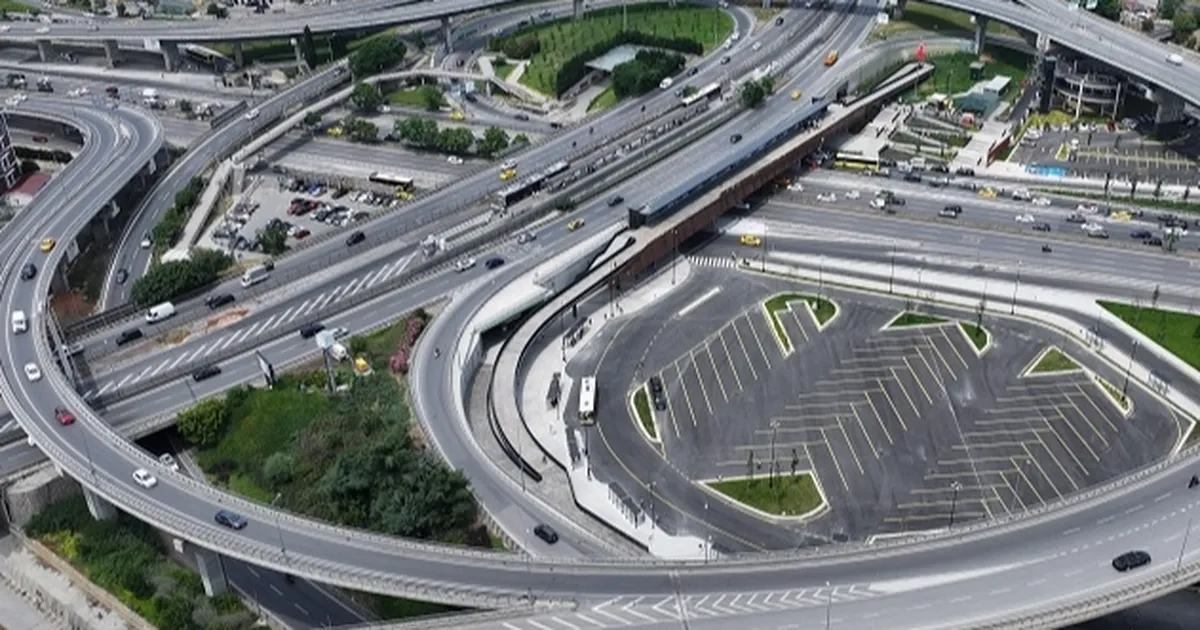 Uzunçayır Kavşağı'na İBB imzası