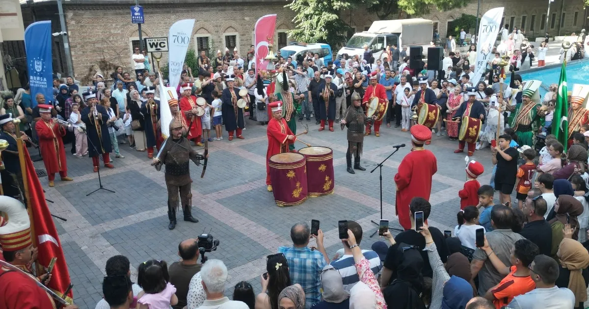 Bursa'da fetih ruhu mehter marşlarıyla yaşatıldı