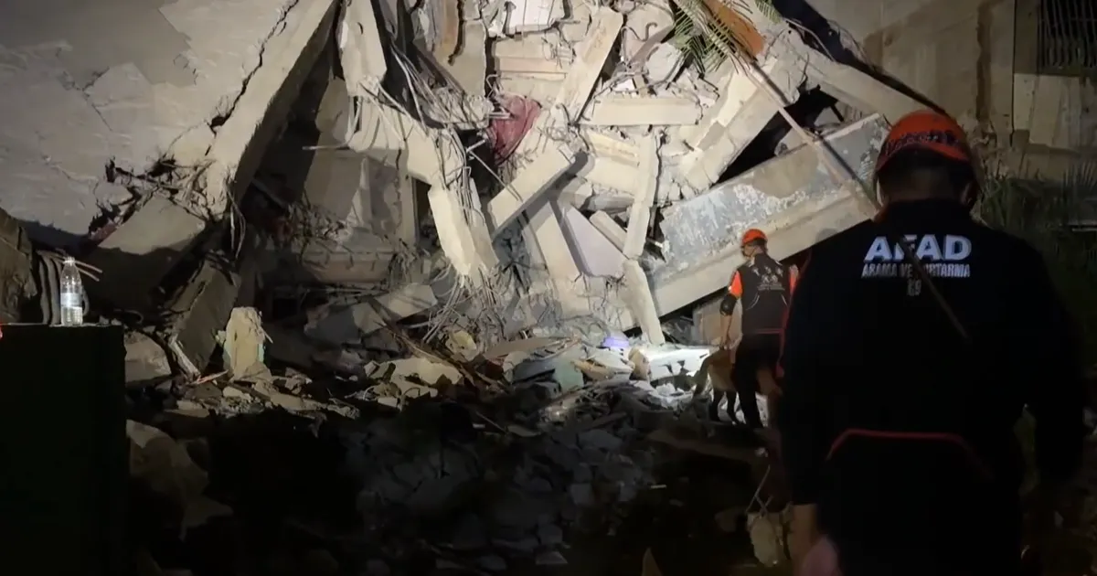 Türkiye’den Venezuela’ya umut köprüsü... AFAD ekipleri deprem bölgesinde göreve başladı