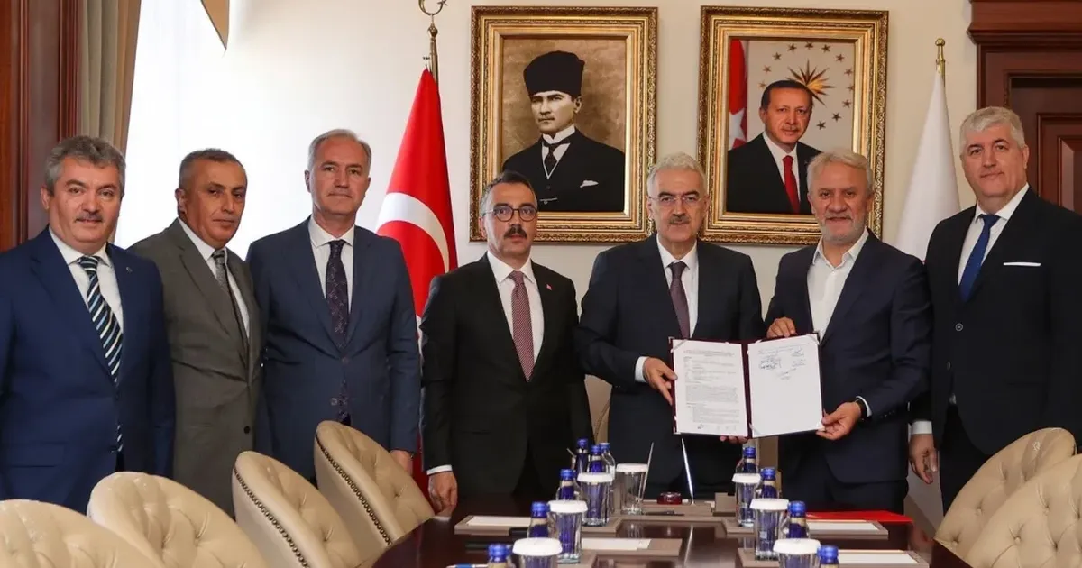 Bursa İnegöl’de 2 yeni anaokulu için imzalar atıldı