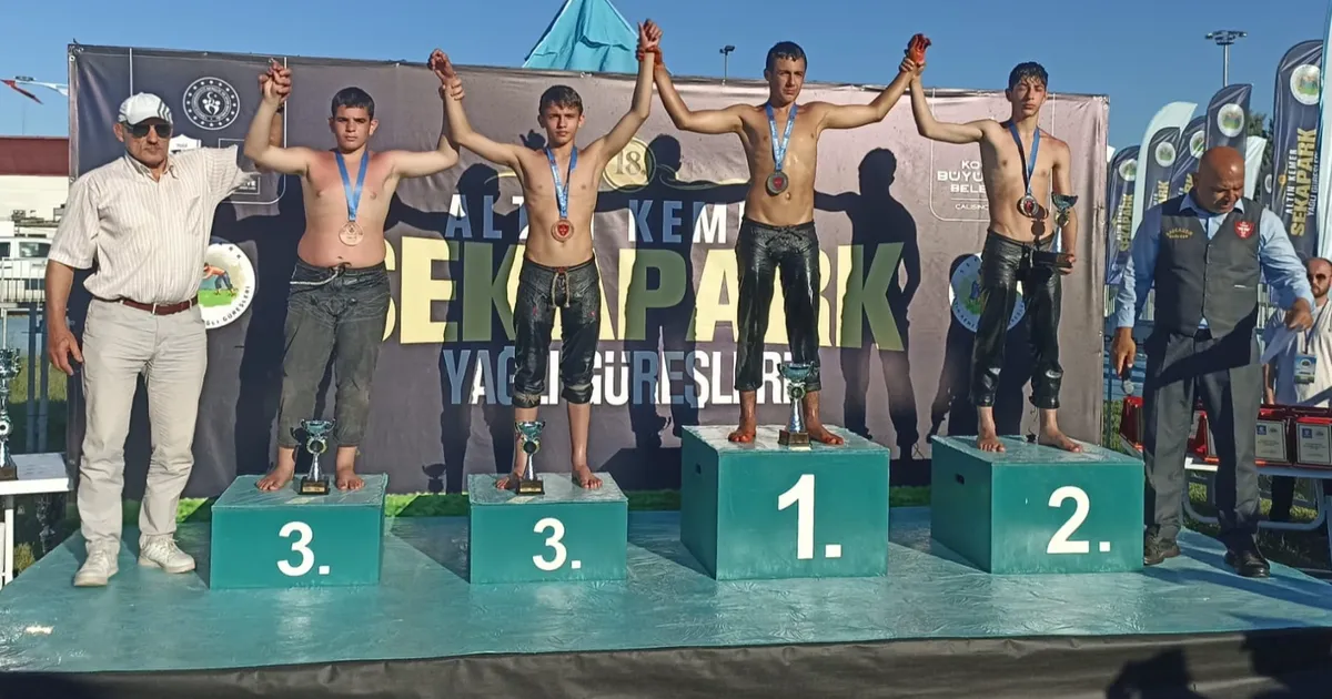 Kağıtspor, Kocaeli’yi sporun zirvesine taşıdı