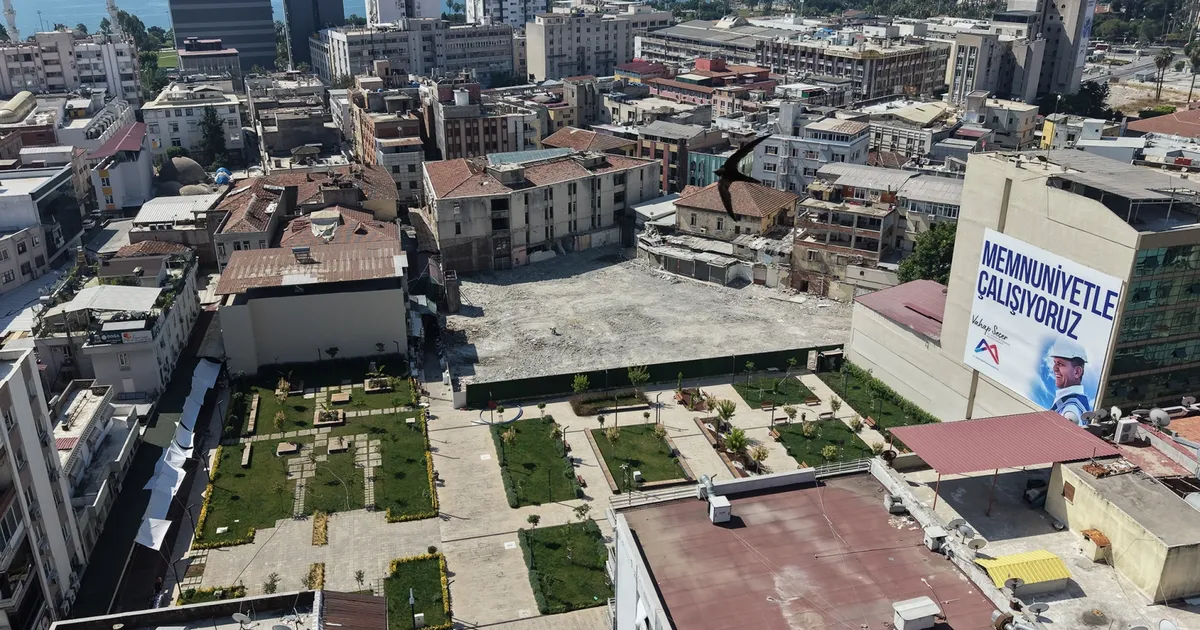 Mersin’de Zafer Çarşısı yenileniyor