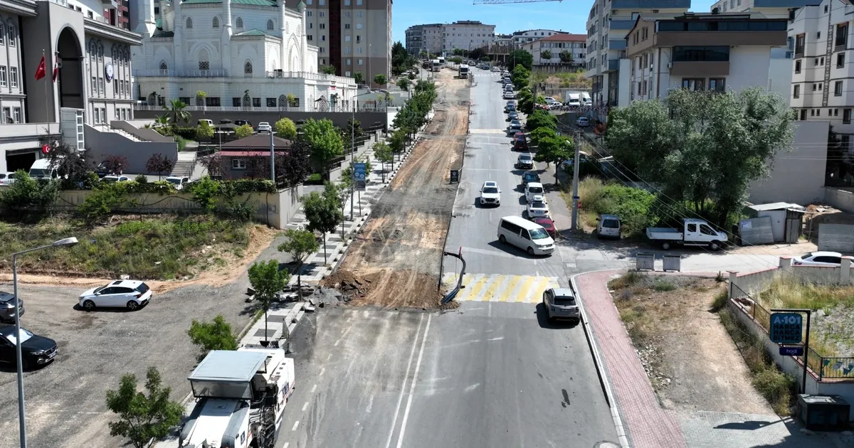Kocaeli'den Çayırova Bahriye Üçok Caddesi’ne konforlu ulaşım hamlesi