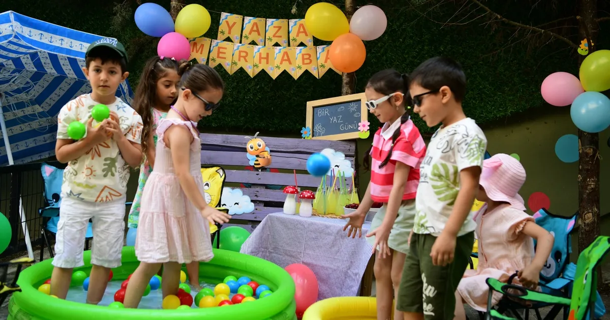 Çayırova'da Çocuk Kulüpleri’ndeki minikler ‘Yaza Merhaba’ dedi